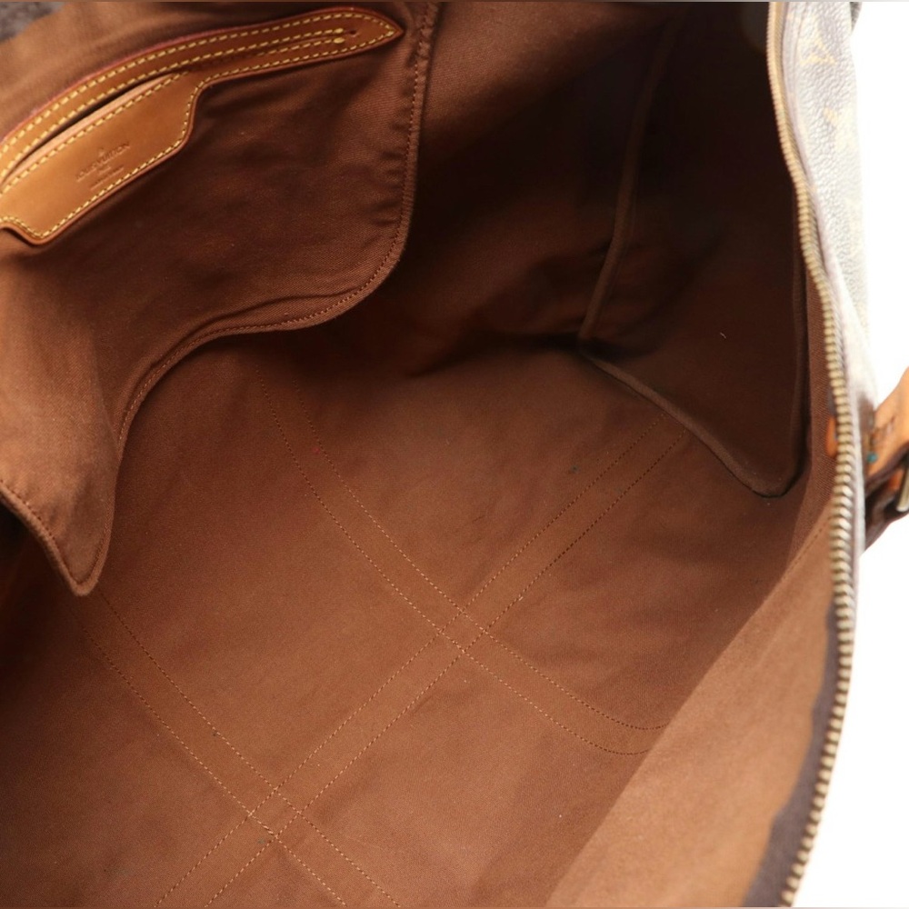Louis Vuitton Sac Souple in Monogram Canvas and Leather - Picture 5 of 10